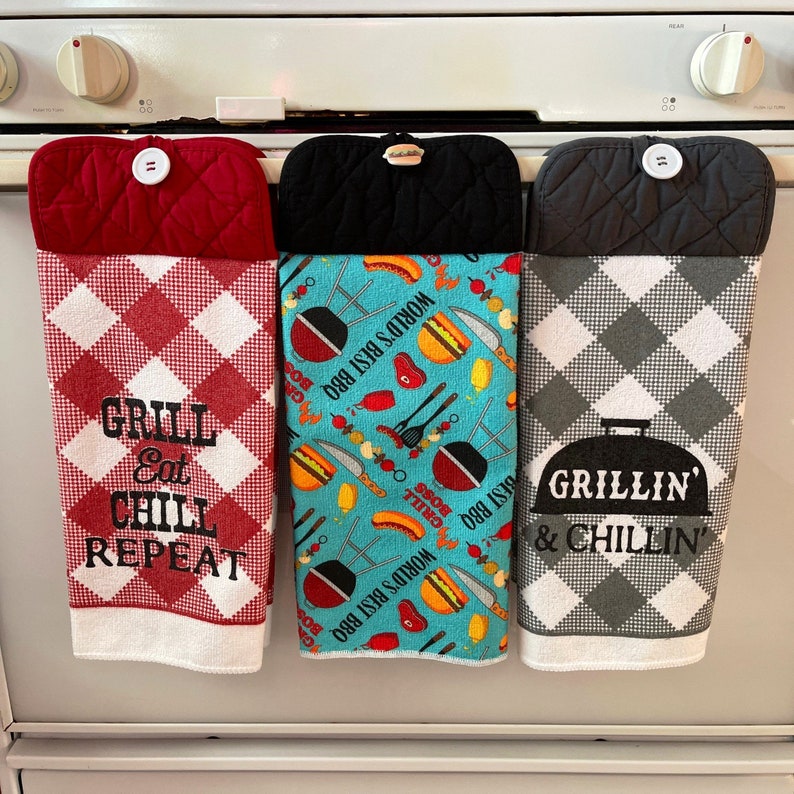 Hanging hand towel