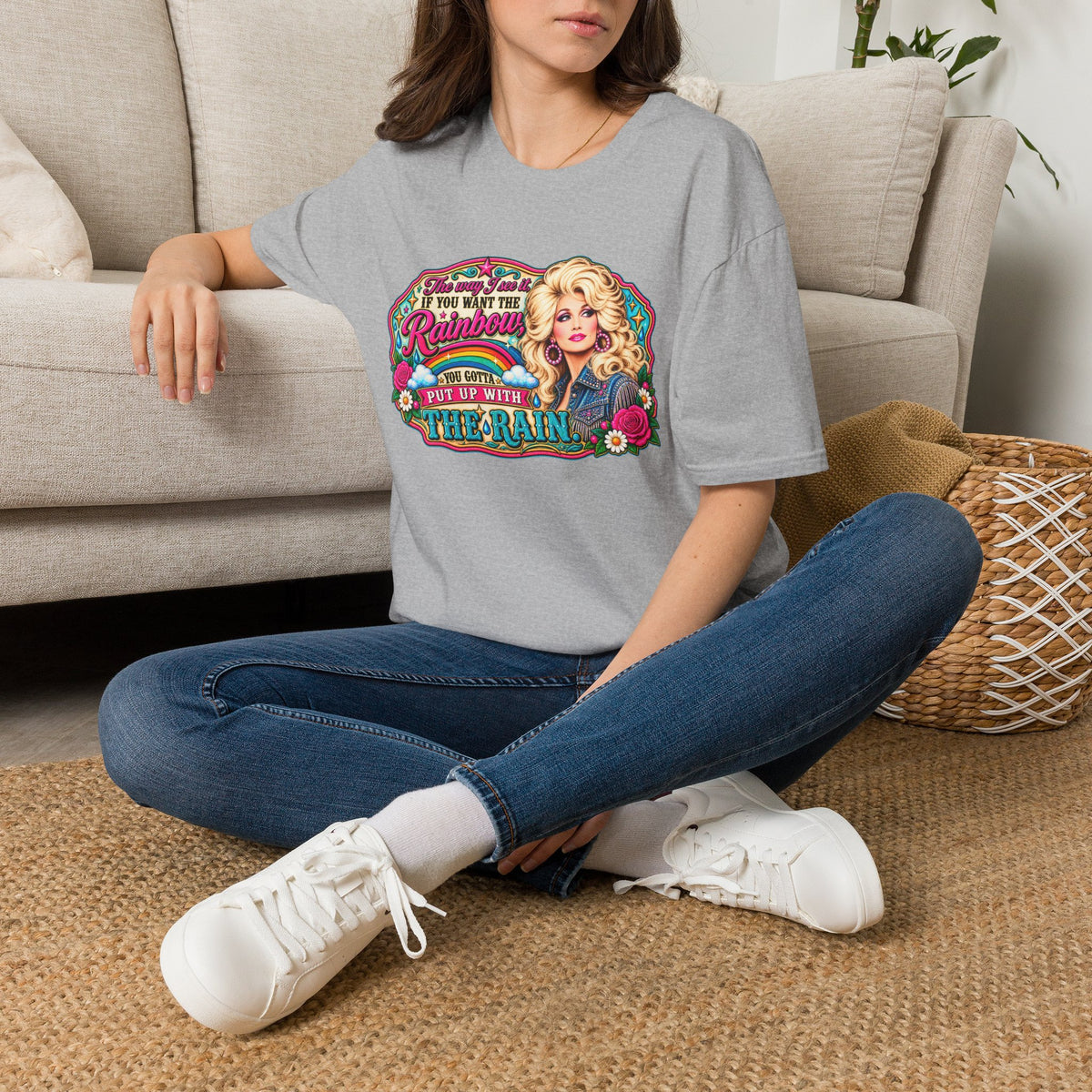“If you want to see the rainbow you have to put up with the rain” Graphic T-Shirt