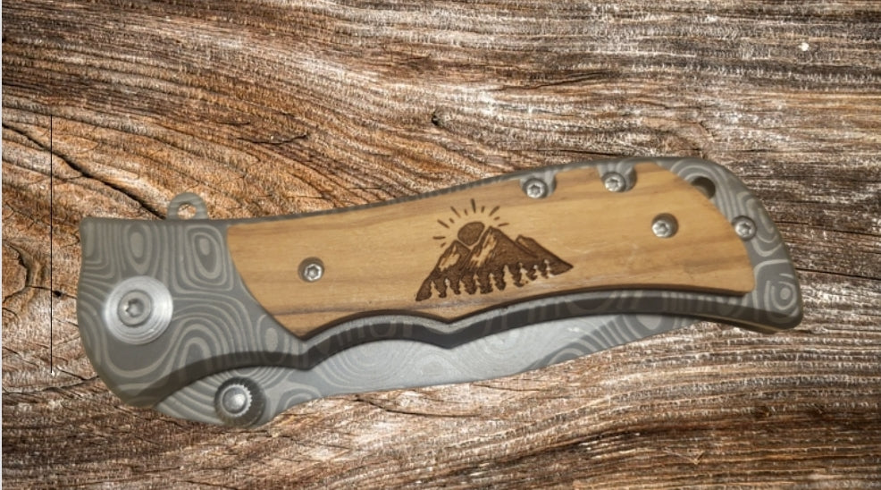 Demascus Folding knife