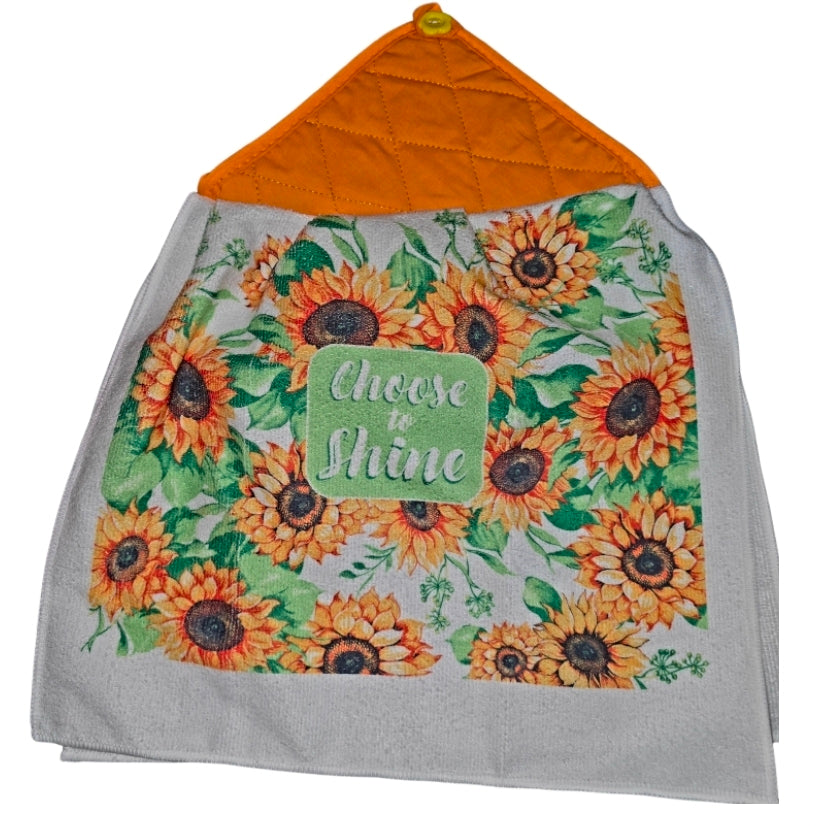 Hanging kitchen hand towel