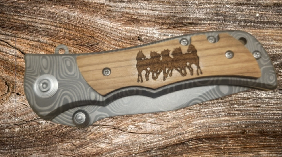 Demascus Folding knife