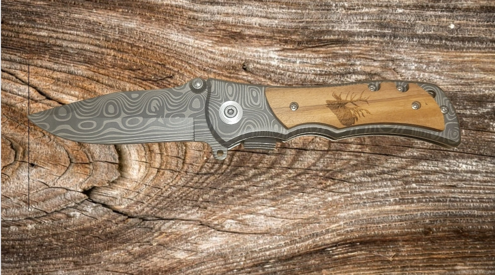 Demascus Folding knife