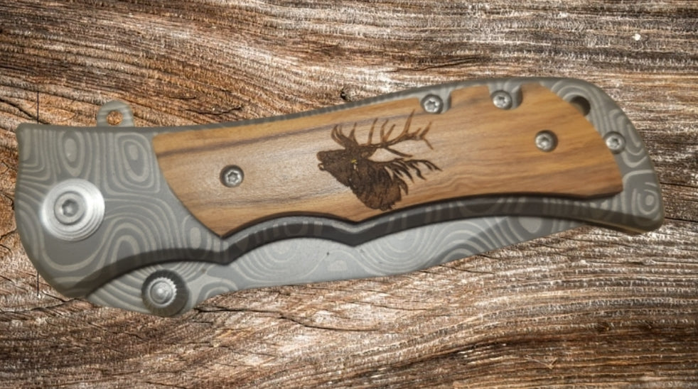 Demascus Folding knife