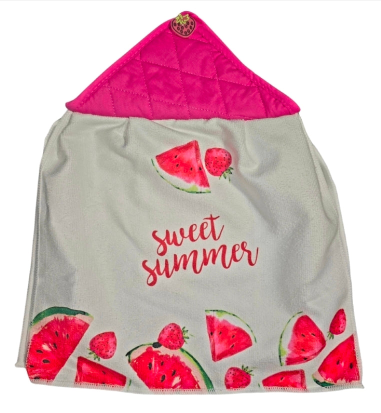 Hanging kitchen hand towel