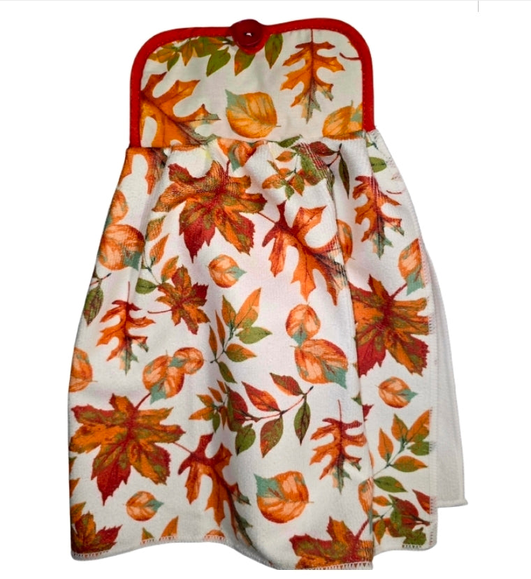 Hanging kitchen hand towel