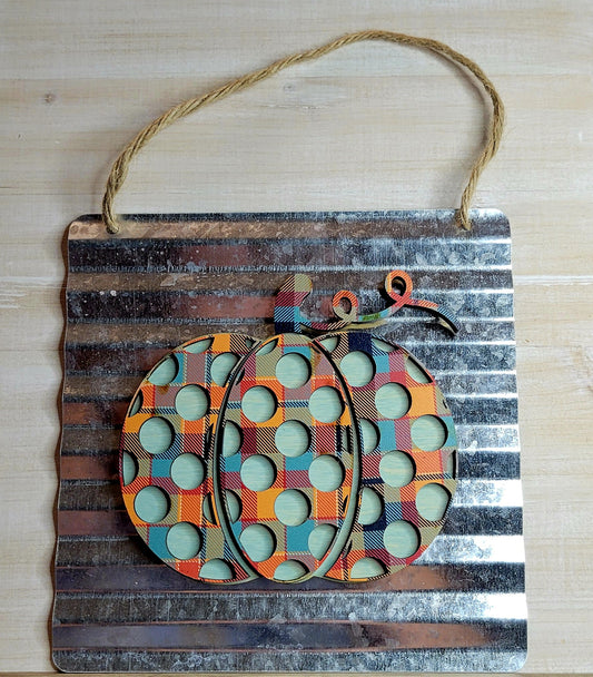 Pumpkin Tin Wall Hanger